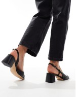 Bialle Heeled Shoe in Black Leather