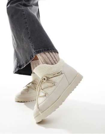 Borg Mini Snow boots in Cream