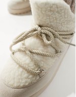 Borg Mini Snow boots in Cream