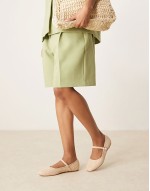 mary jane ballet flats in raffia