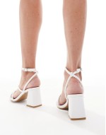 Dandelion strappy block heeled sandals in white