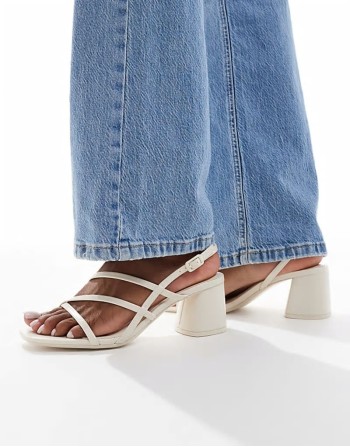 ‌Stylish cross strap heeled sandal in ecru